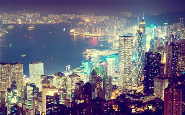 内地人注册香港公司允许无业务，允许空壳公司存在。